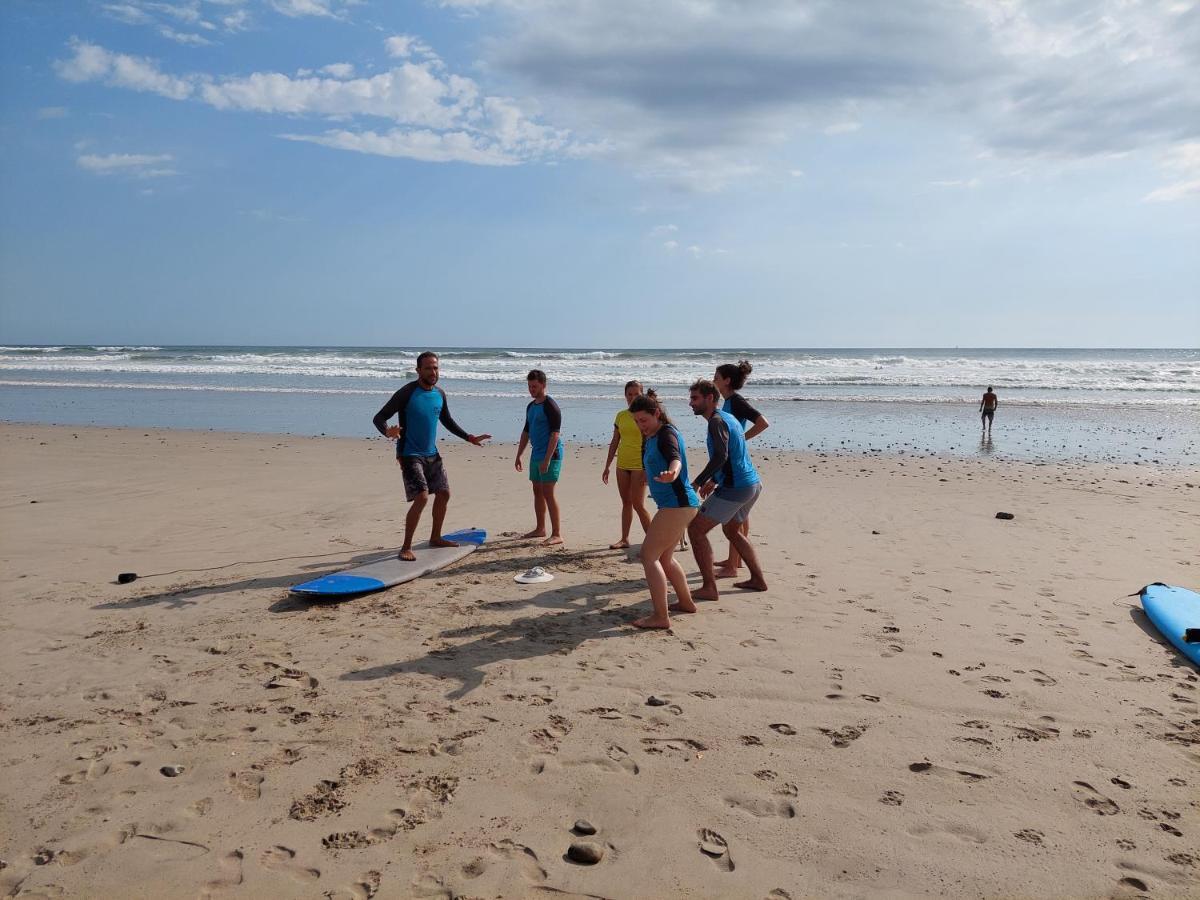 Cocobolo Surf Hotel & School Playa Santa Teresa  Экстерьер фото