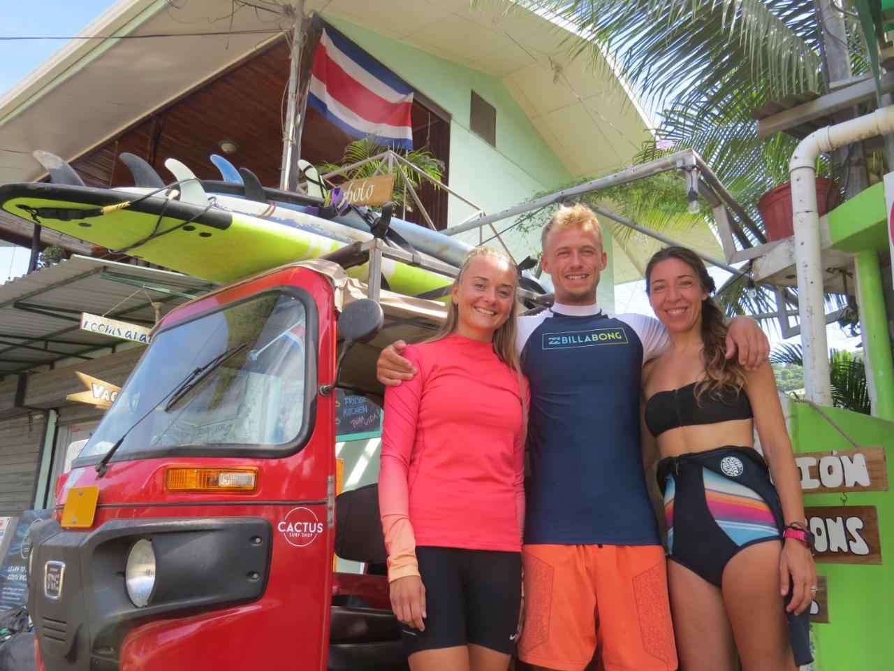 Cocobolo Surf Hotel & School Playa Santa Teresa  Экстерьер фото